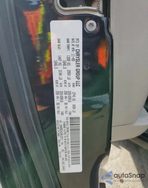 2010 Chrysler Town & Country Touring z USA, uszkodzony, nr VIN 2A4RR5DX2AR153711